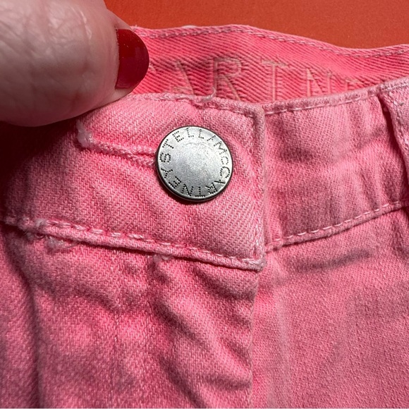 Stella McCartney Kids Pink High-Waisted Denim Shorts size 4 - Picture 3 of 6